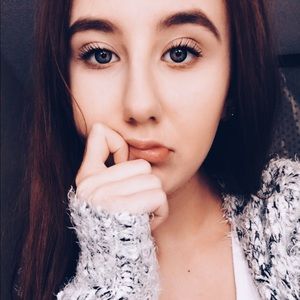 Meet your Posher, Maddy